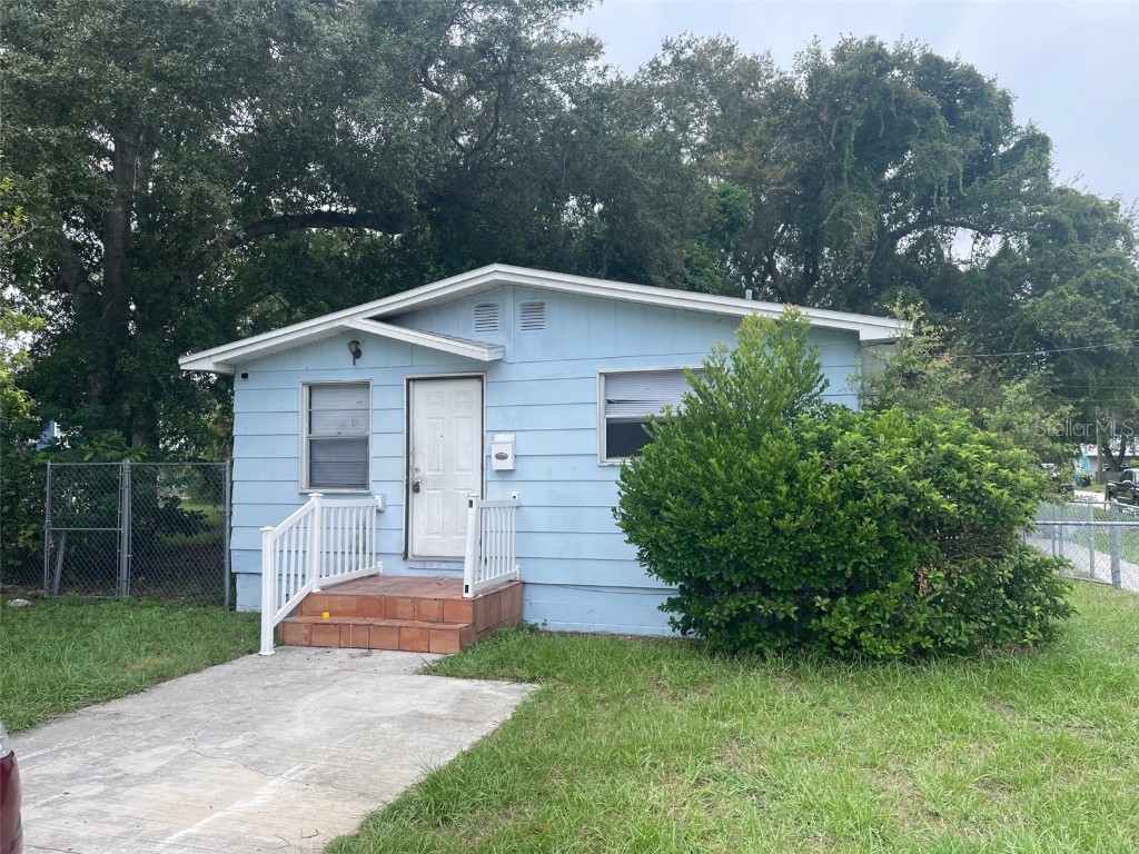 1301 12th Street S Saint Petersburg FL 33705 U8215750 image1