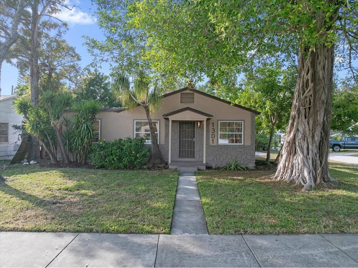 1301 56th Street S Gulfport FL 33707 TB8464901 image1