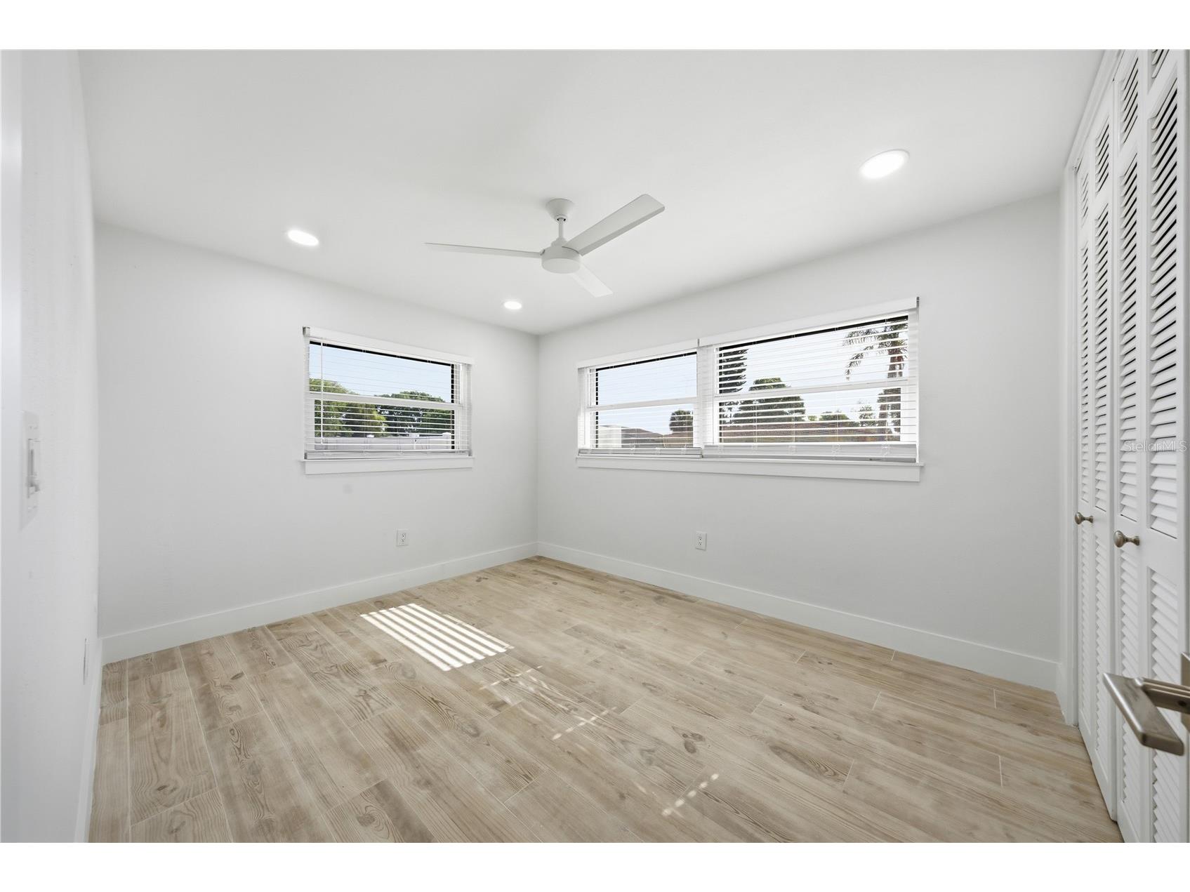 1301 62nd Terrace S Saint Petersburg FL 33705 TB8498514 image8