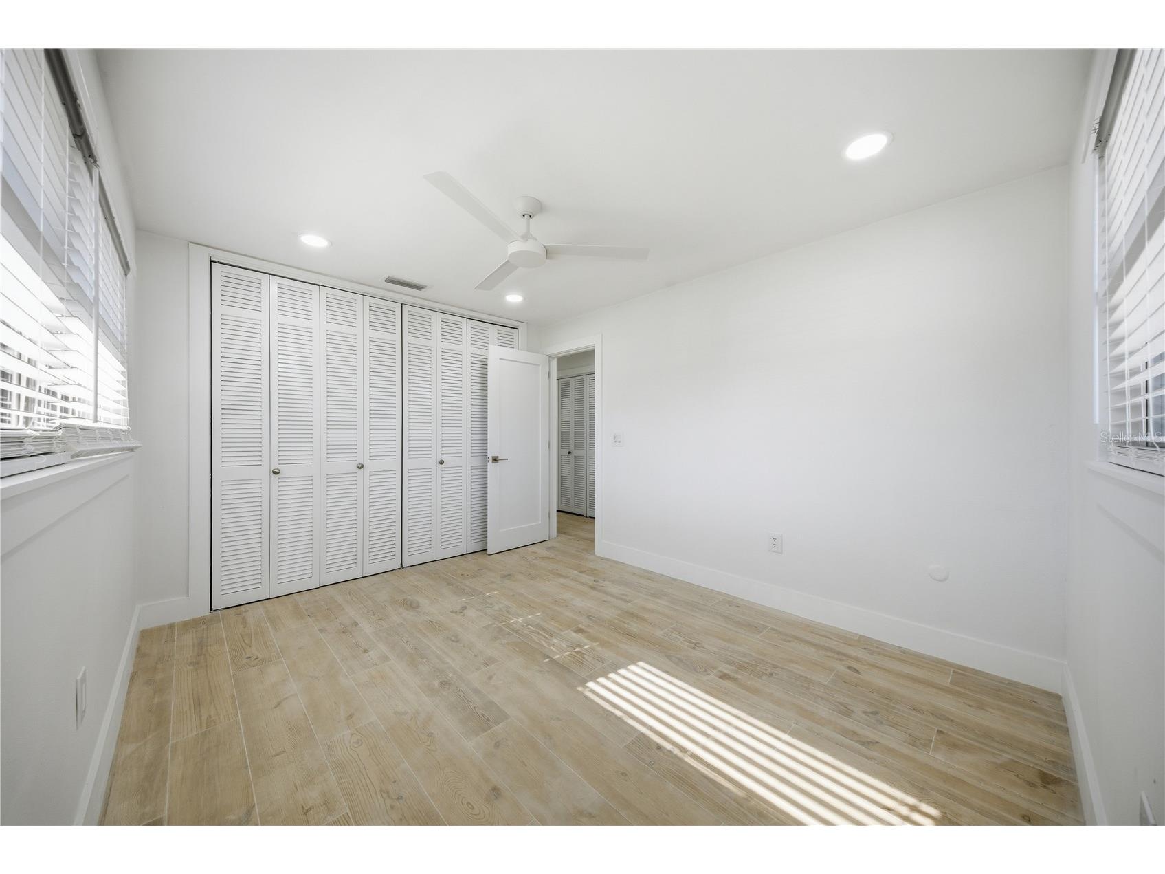 1301 62nd Terrace S Saint Petersburg FL 33705 TB8498514 image9