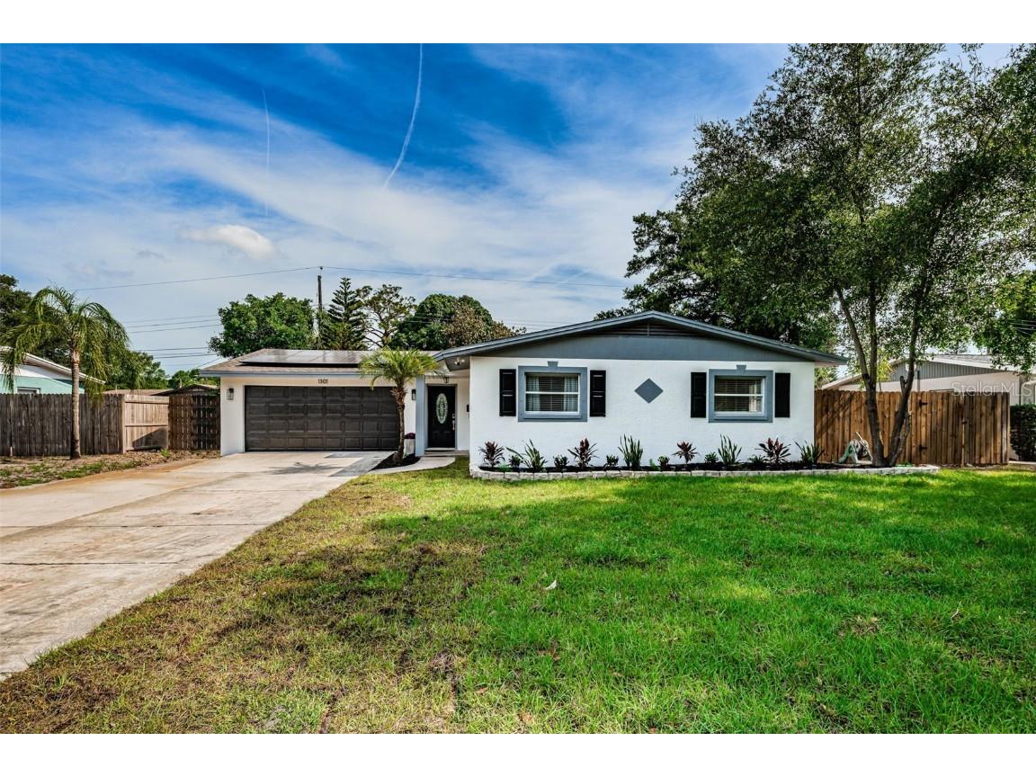 1301 79th Avenue N Saint Petersburg FL 33702 U8200379 image1