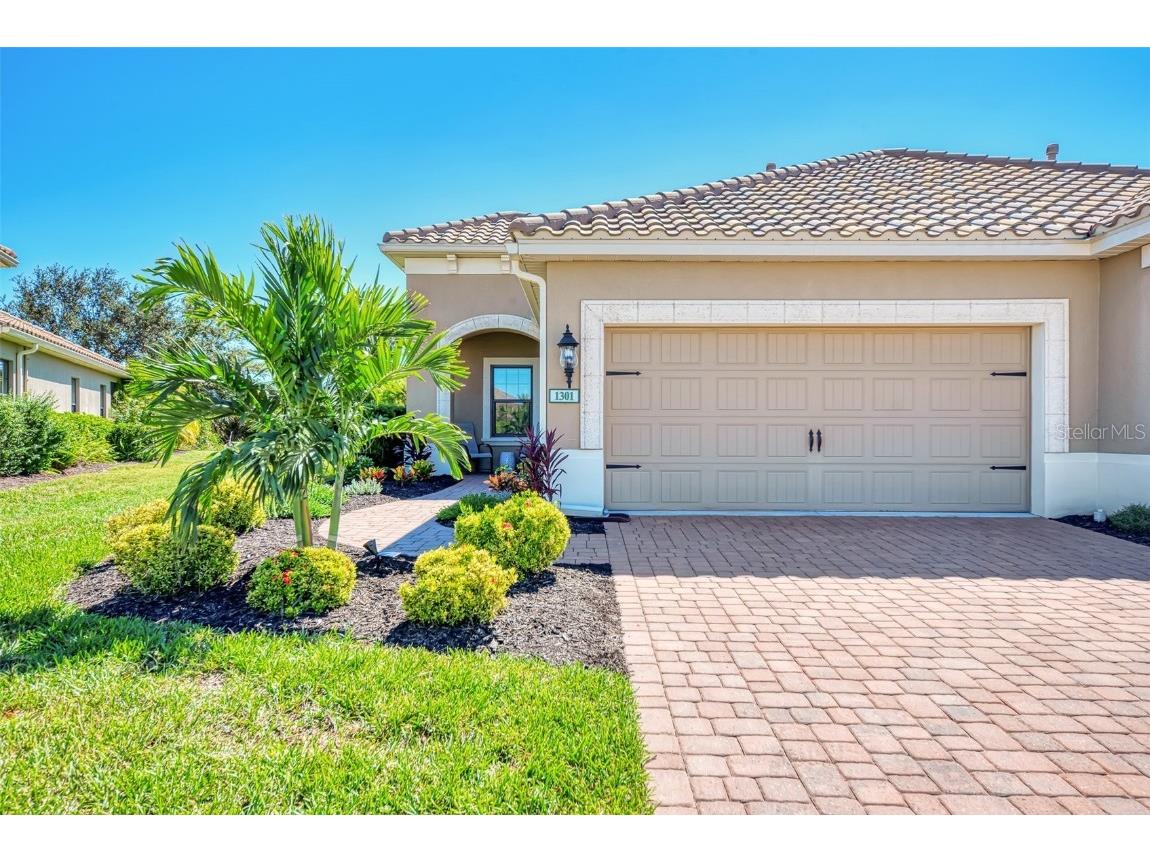 1301 Backspin Drive Englewood FL 34223 A4587018 image1