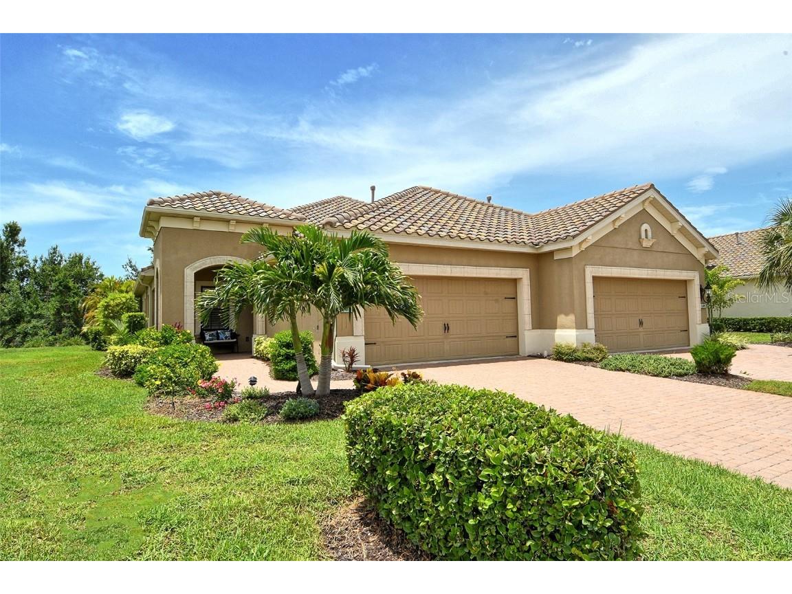 1301 Backspin Drive Englewood FL 34223 A4655271 image1