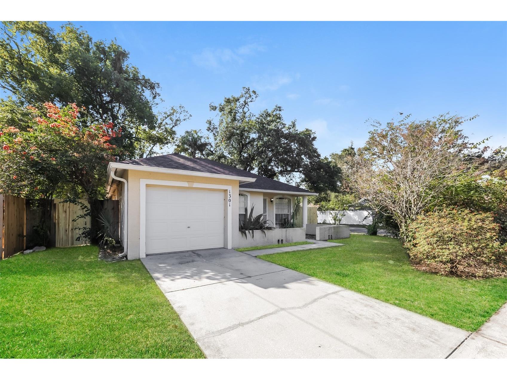 1301 E Curtis Street Tampa FL 33603 O6366426 image1
