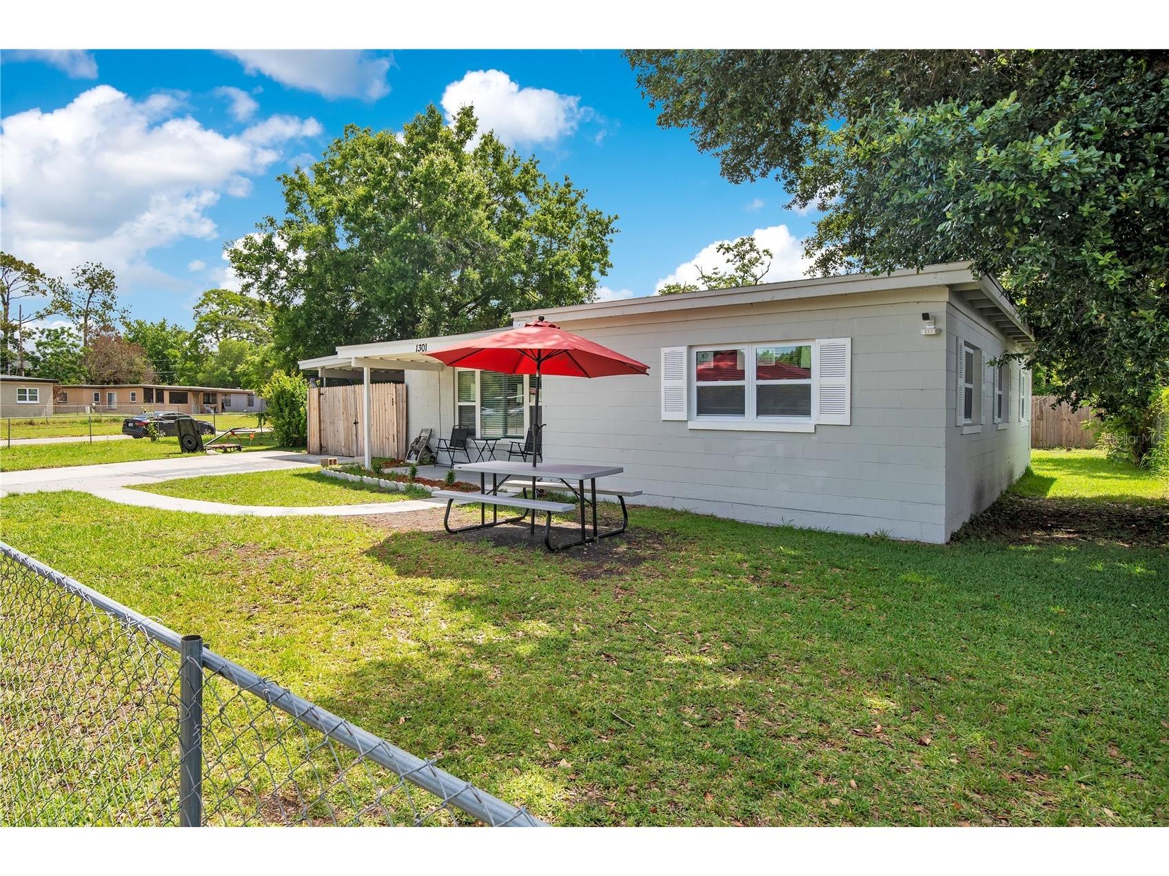 1301 Lawne Boulevard Orlando FL 32808 O6407285 image2