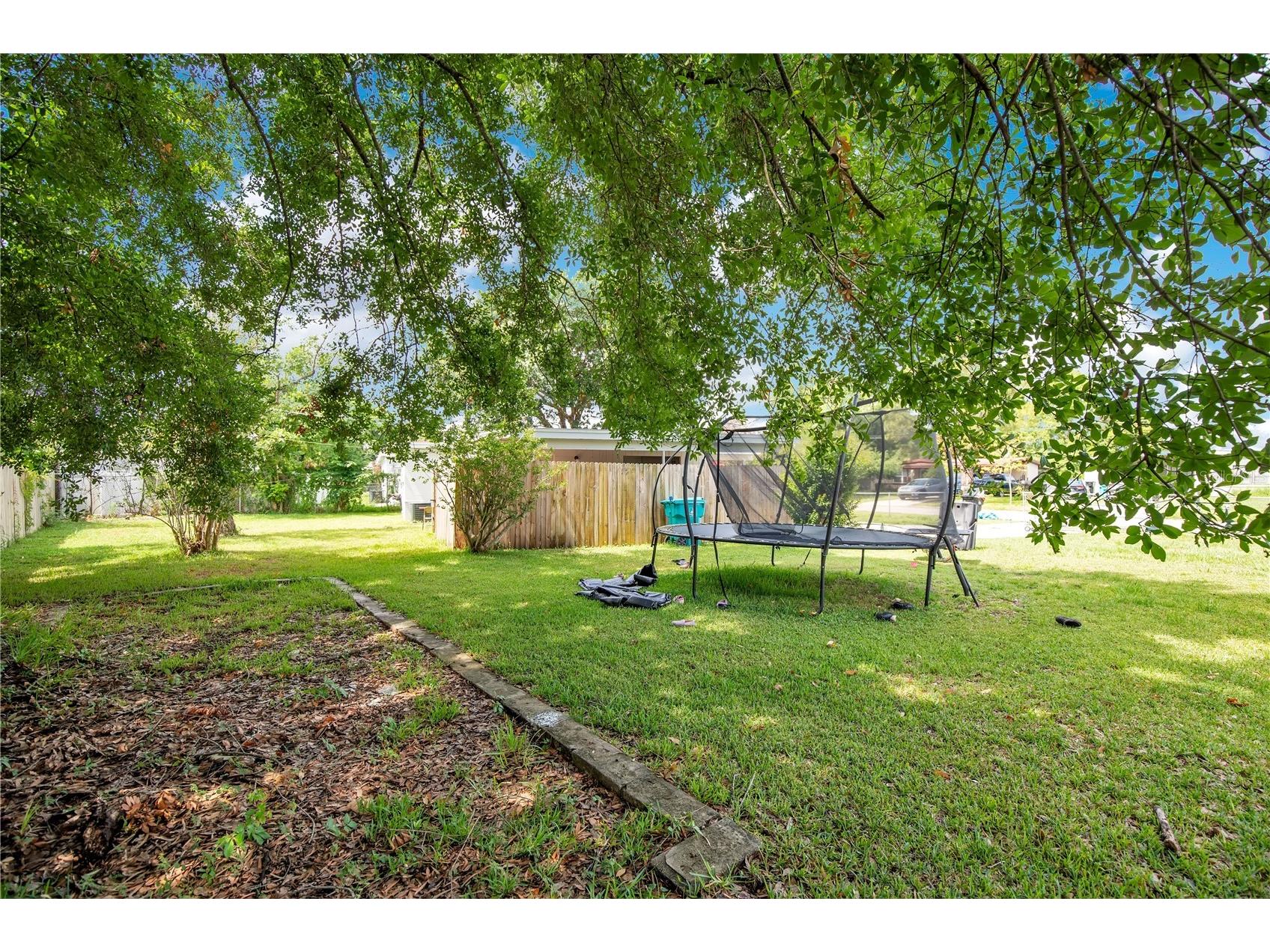 1301 Lawne Boulevard Orlando FL 32808 O6407347 image16