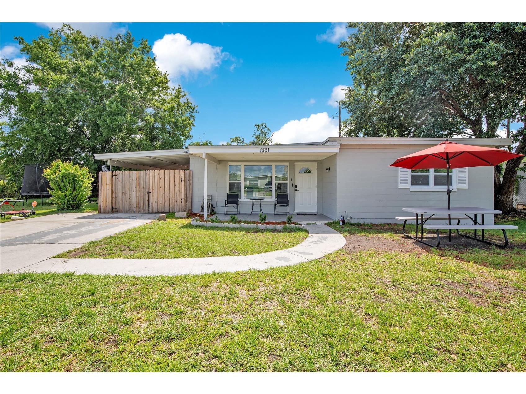 1301 Lawne Boulevard Orlando FL 32808 O6407347 image2
