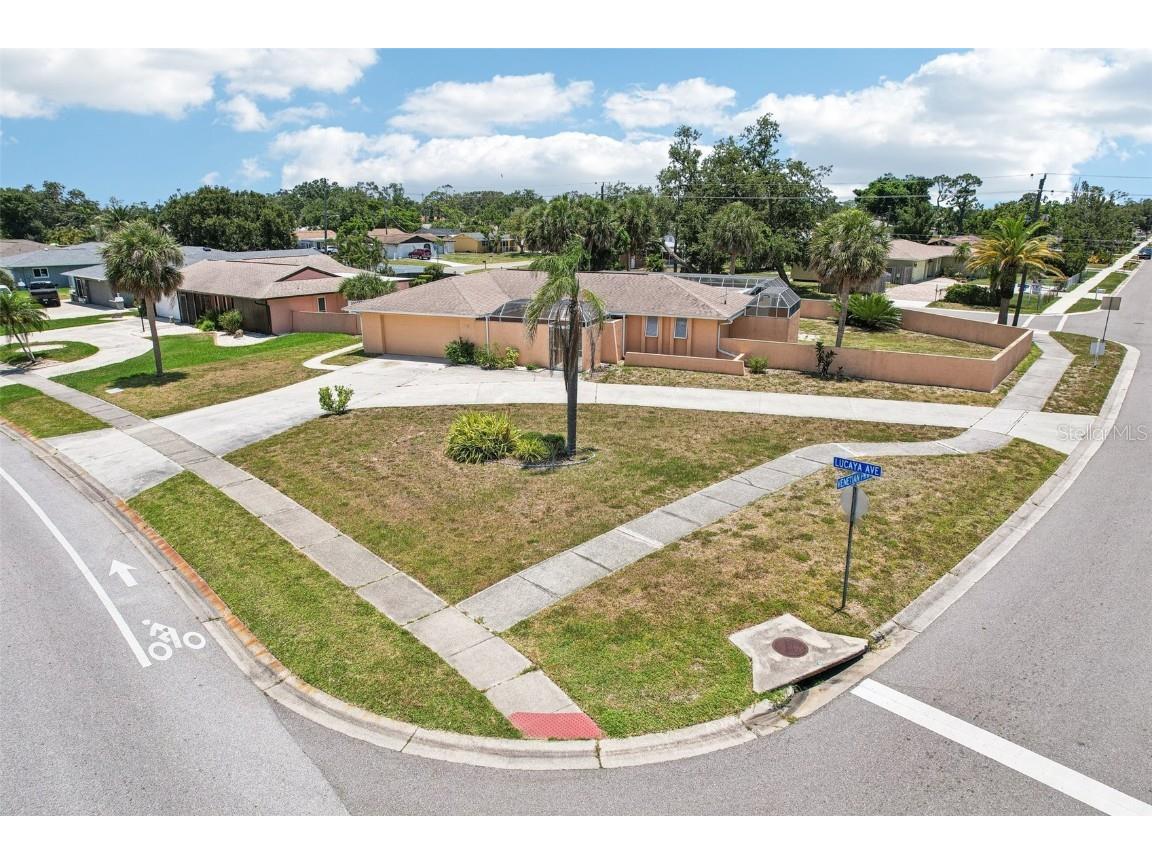 1301 Lucaya Avenue Venice FL 34285 O6307731 image1
