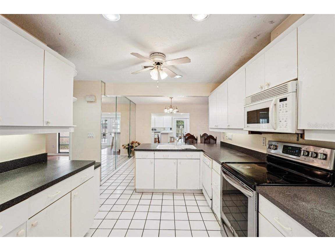 1301 Lucaya Avenue Venice FL 34285 O6307731 image14