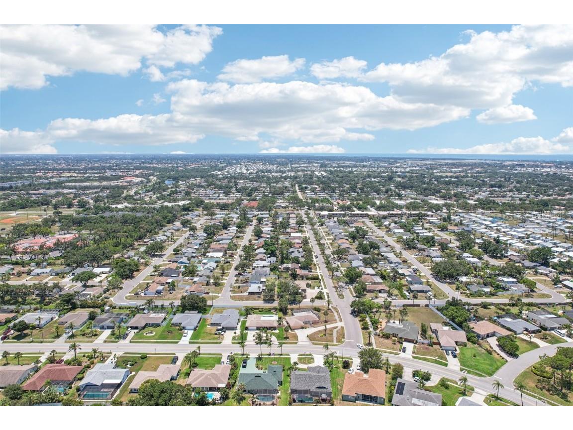 1301 Lucaya Avenue Venice FL 34285 O6307731 image36