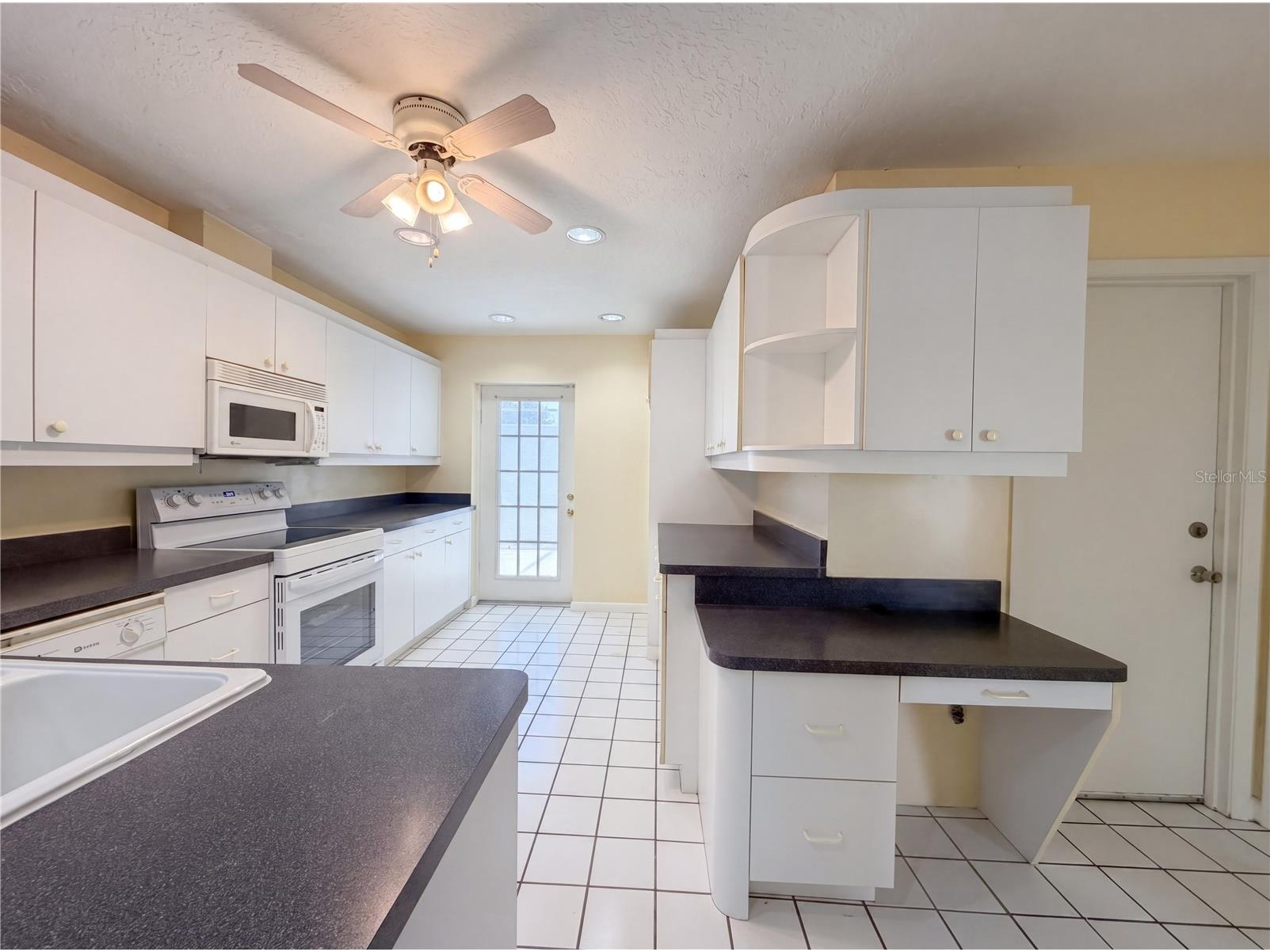 1301 Lucaya Avenue Venice FL 34285 O6407403 image2