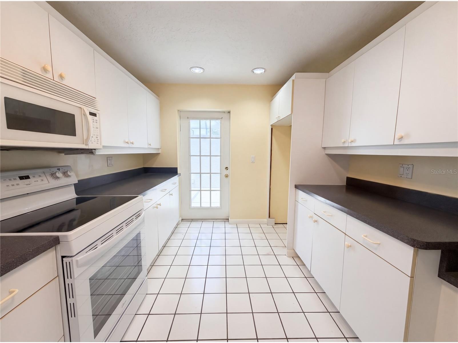1301 Lucaya Avenue Venice FL 34285 O6407403 image38