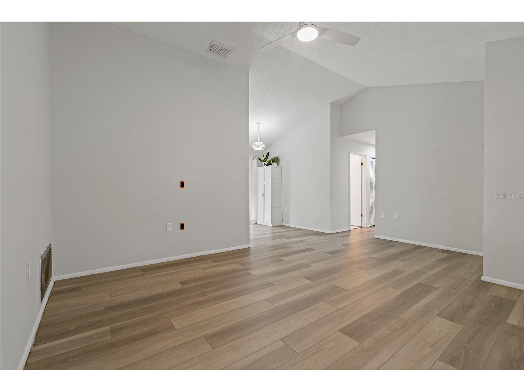 1301 Mandarin Drive Holiday FL 34691 TB8494463 image6