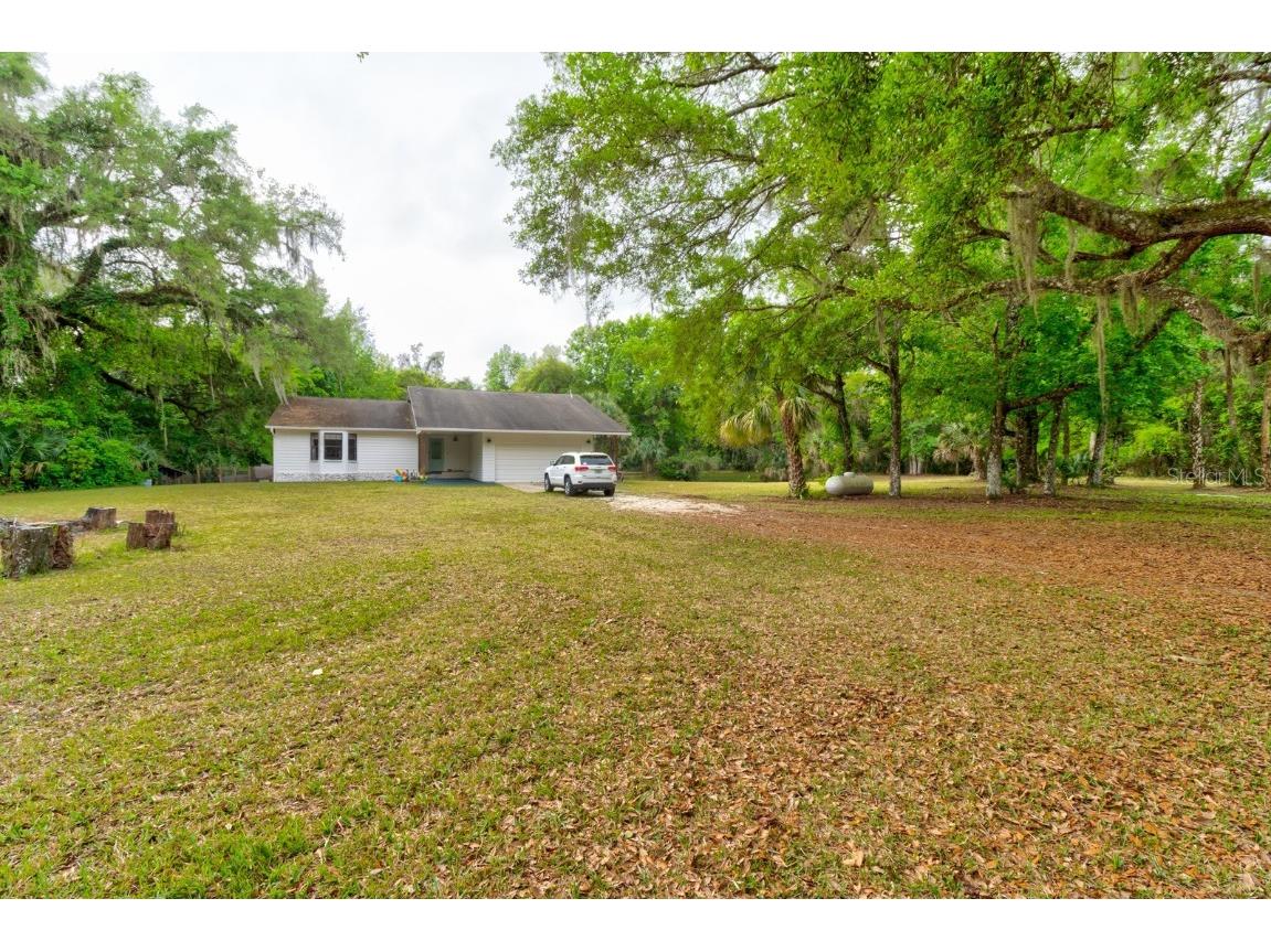 1301 Maytown Road Oak Hill FL 32759 V4935430 image1