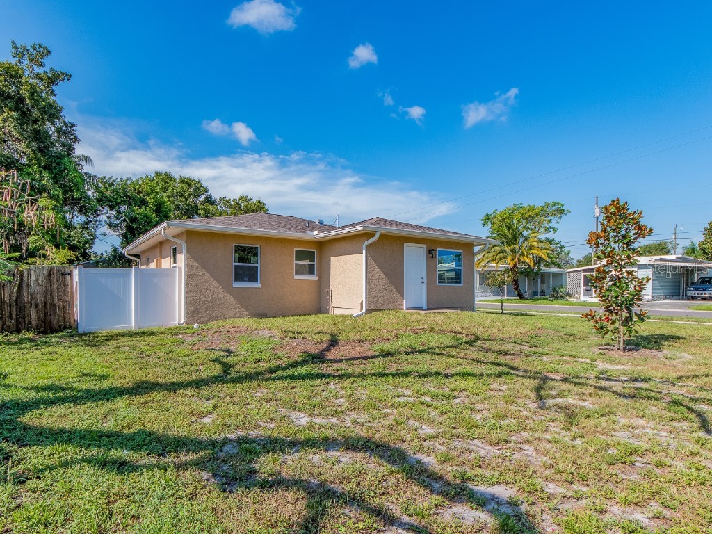 1301 Milton Street Clearwater FL 33756 TB8407862 image1