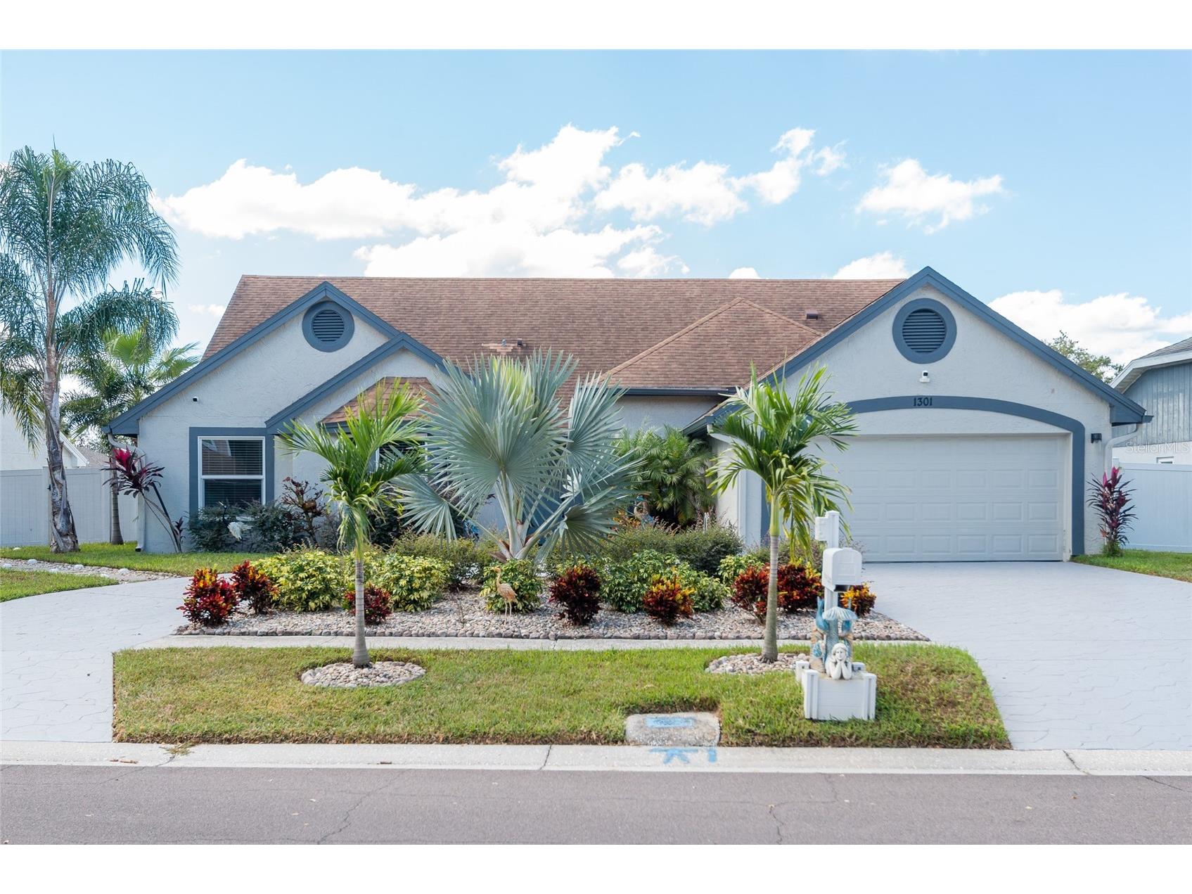 1301 Monte Lake Drive Valrico FL 33596 TB8466186 image1
