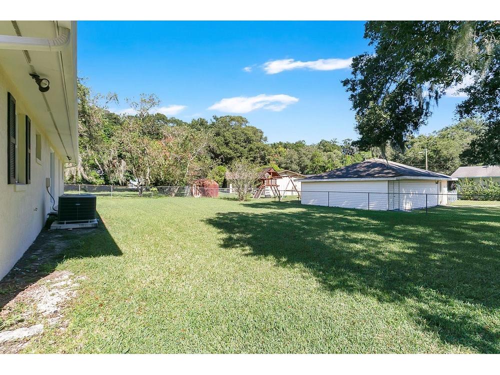 1301 N Amelia Avenue Deland FL 32724 V4945672 image22