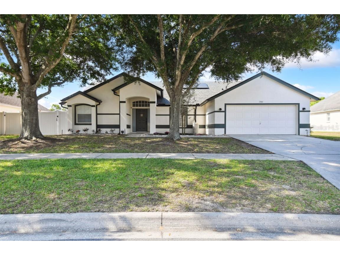 1301 N Jacks Lake Road Clermont FL 34711 - Jacks Lake O6203744 image1