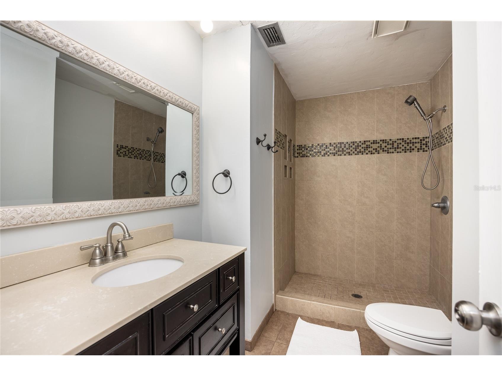 1301 NW 91st Terrace Gainesville FL 32606 GC537300 image34