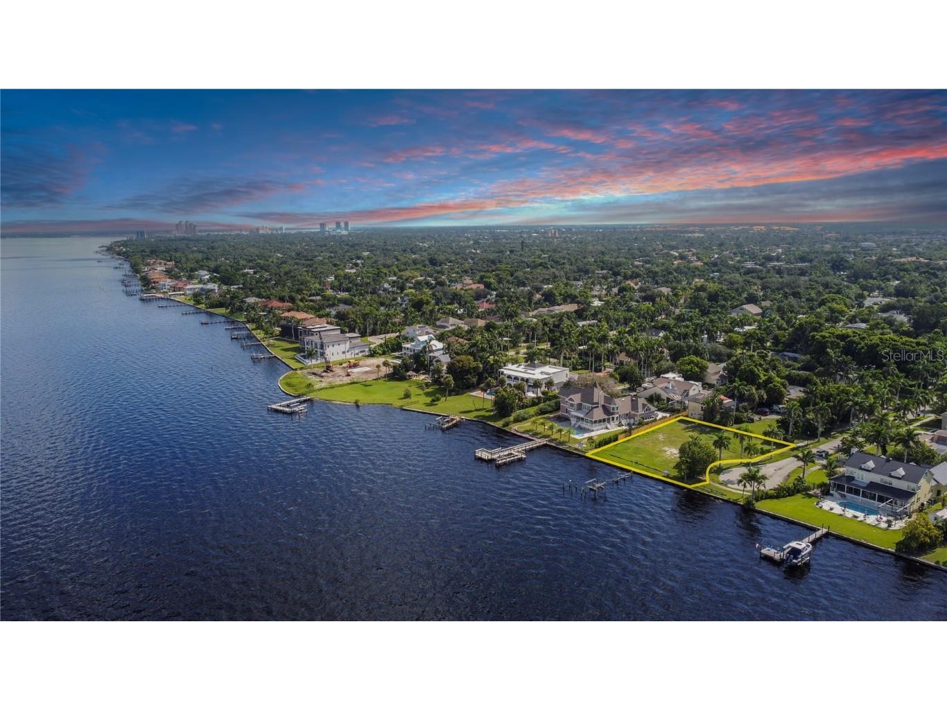 1301 Rio Vista Avenue Fort Myers FL 33901 TB8427920 image1