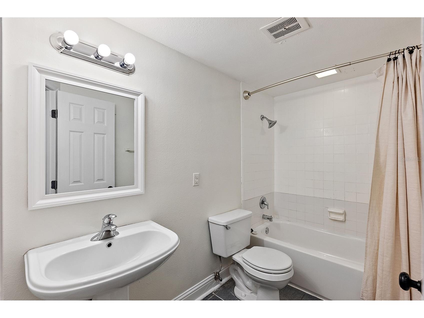 1301 S Howard Avenue #C12 Tampa FL 33606 TB8446091 image22