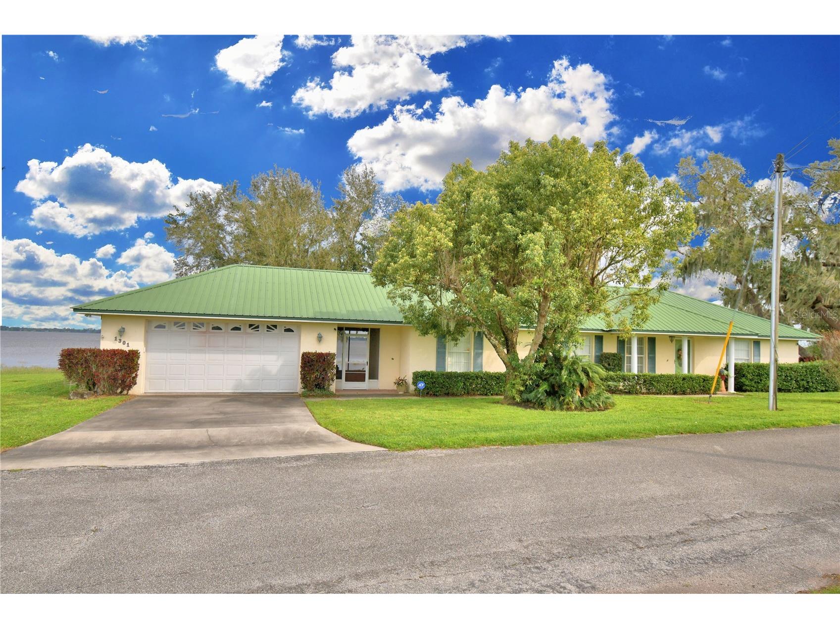 1301 S Lake Reedy Boulevard Frostproof FL 33843 - LAKE REEDY K4902820 image1