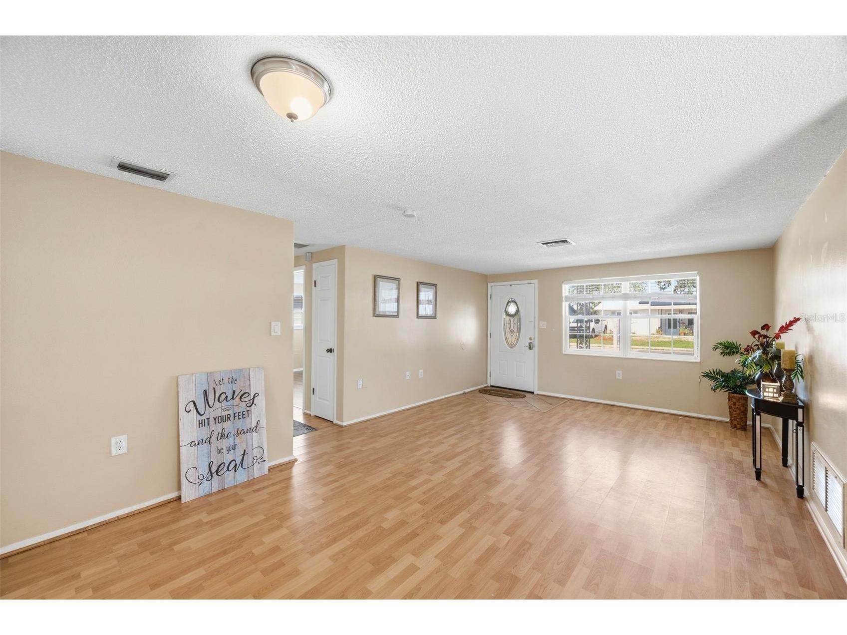 1301 Viking Drive Holiday FL 34691 W7887284 image8