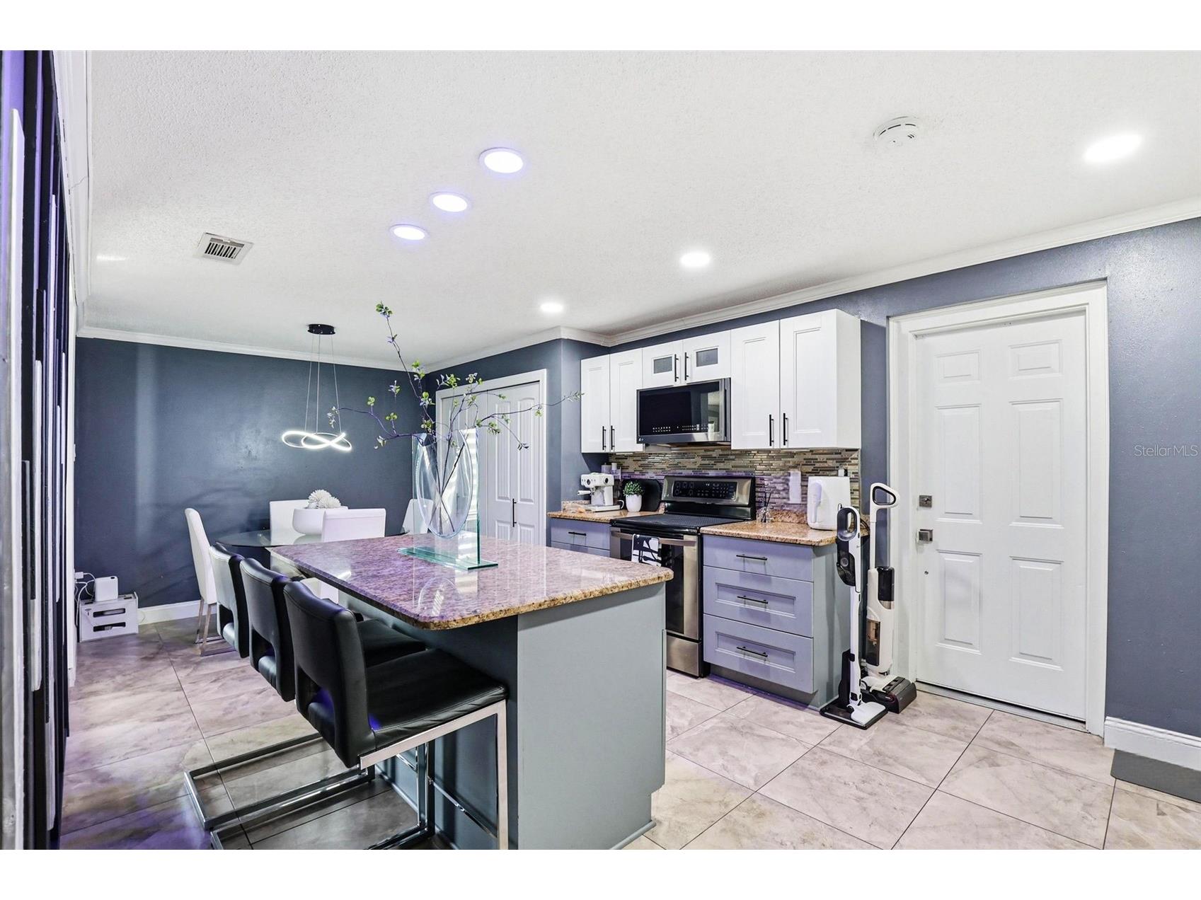 1301 Vinemont Drive Brandon FL 33510 TB8486502 image13