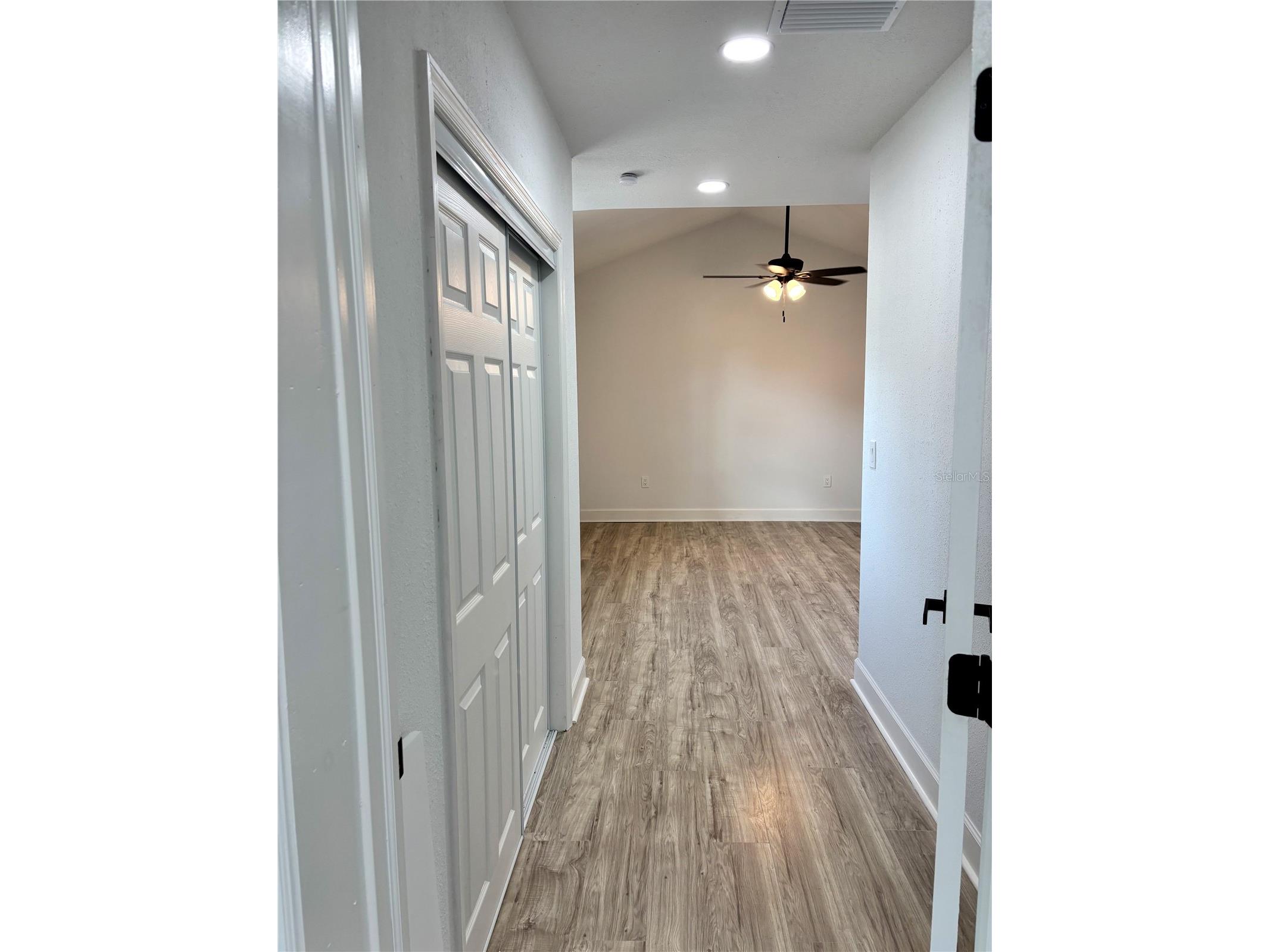 1301 Woodbine Street Clearwater FL 33755 TB8462652 image15