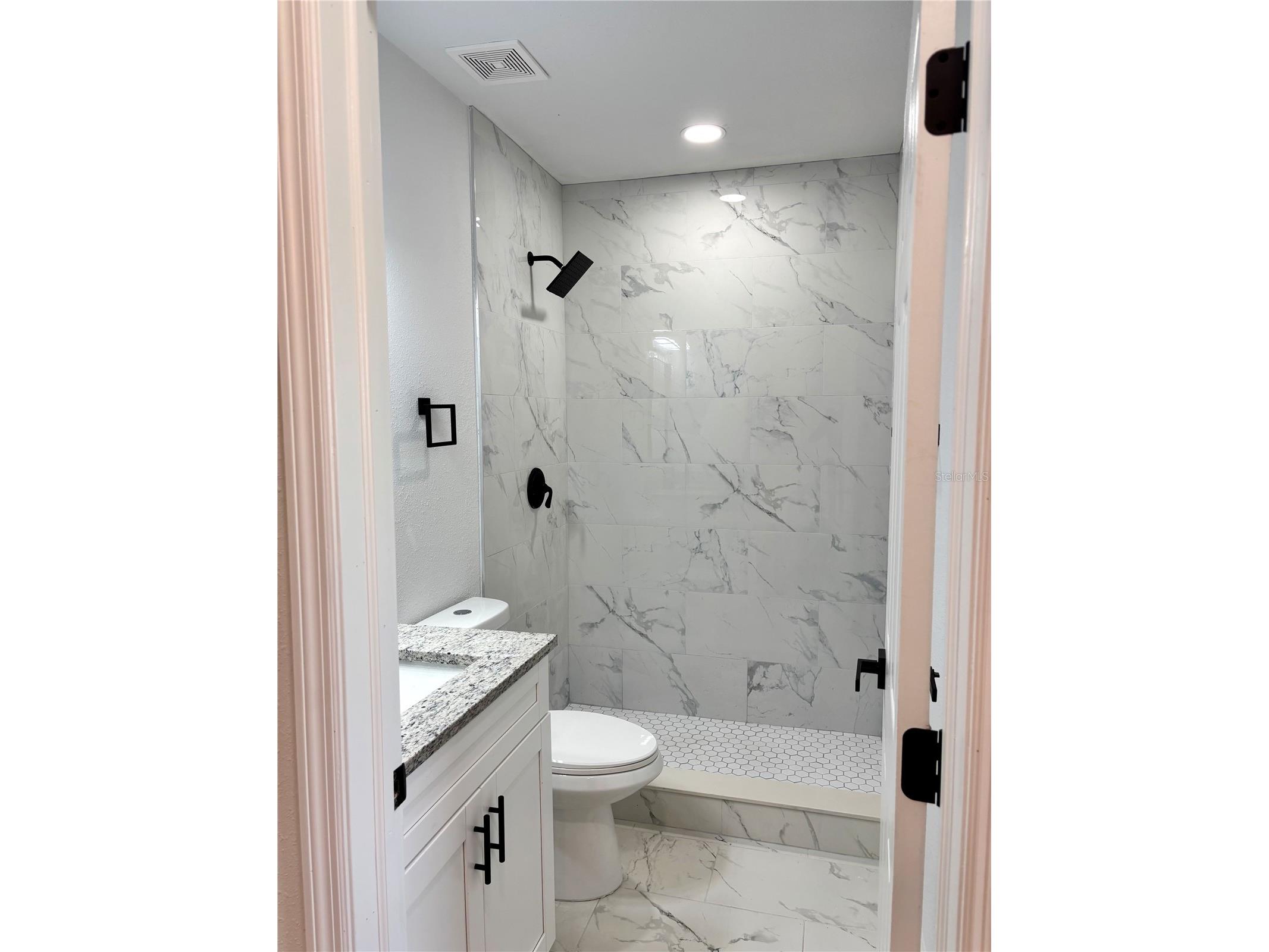 1301 Woodbine Street Clearwater FL 33755 TB8462652 image17