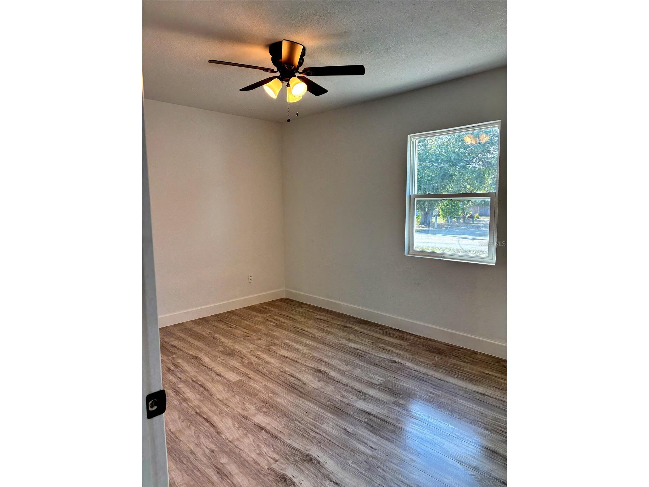 1301 Woodbine Street Clearwater FL 33755 TB8462652 image37