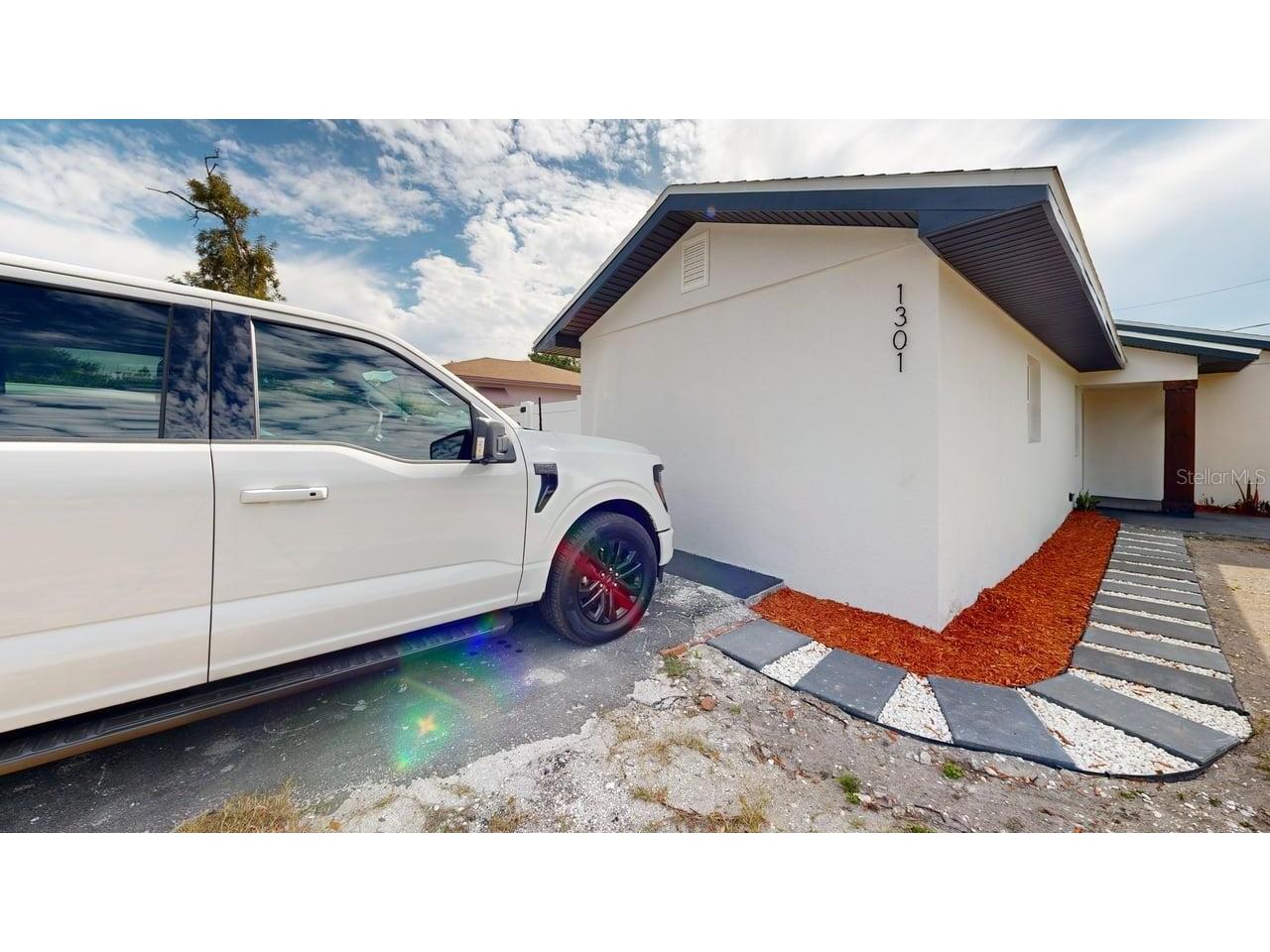 1301 Woodbine Street Clearwater FL 33755 TB8462652 image43