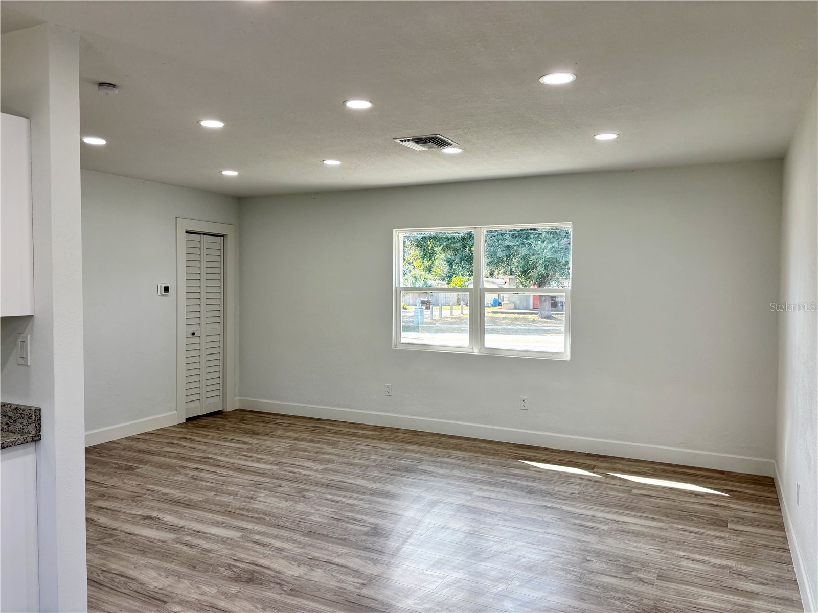 1301 Woodbine Street Clearwater FL 33755 TB8462652 image5