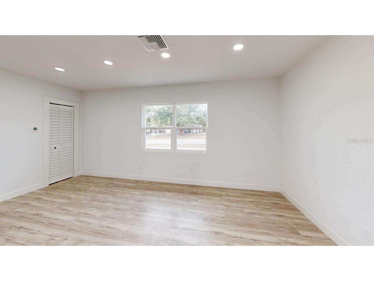 1301 Woodbine Street Clearwater FL 33755 TB8462652 image9