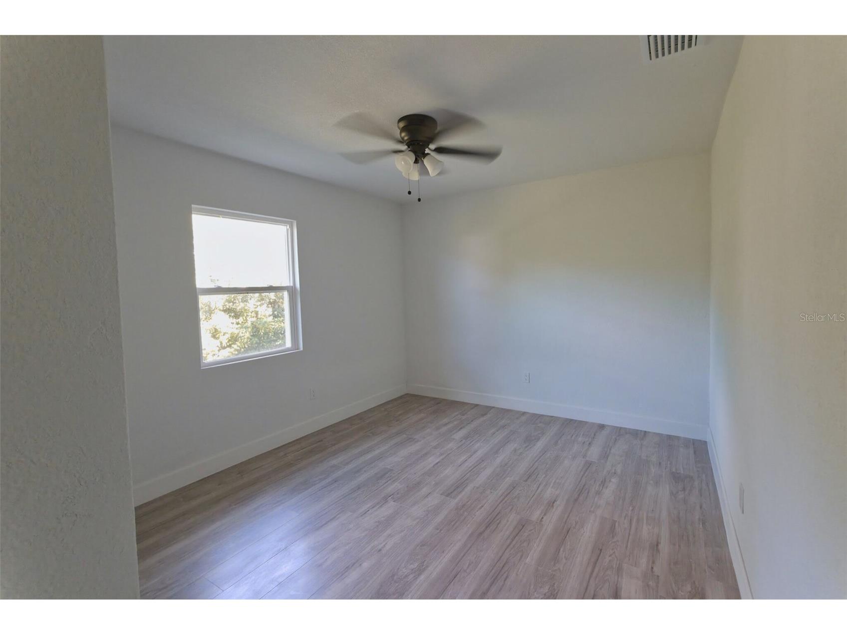 1301 Woodbine Street Clearwater FL 33755 TB8519188 image24