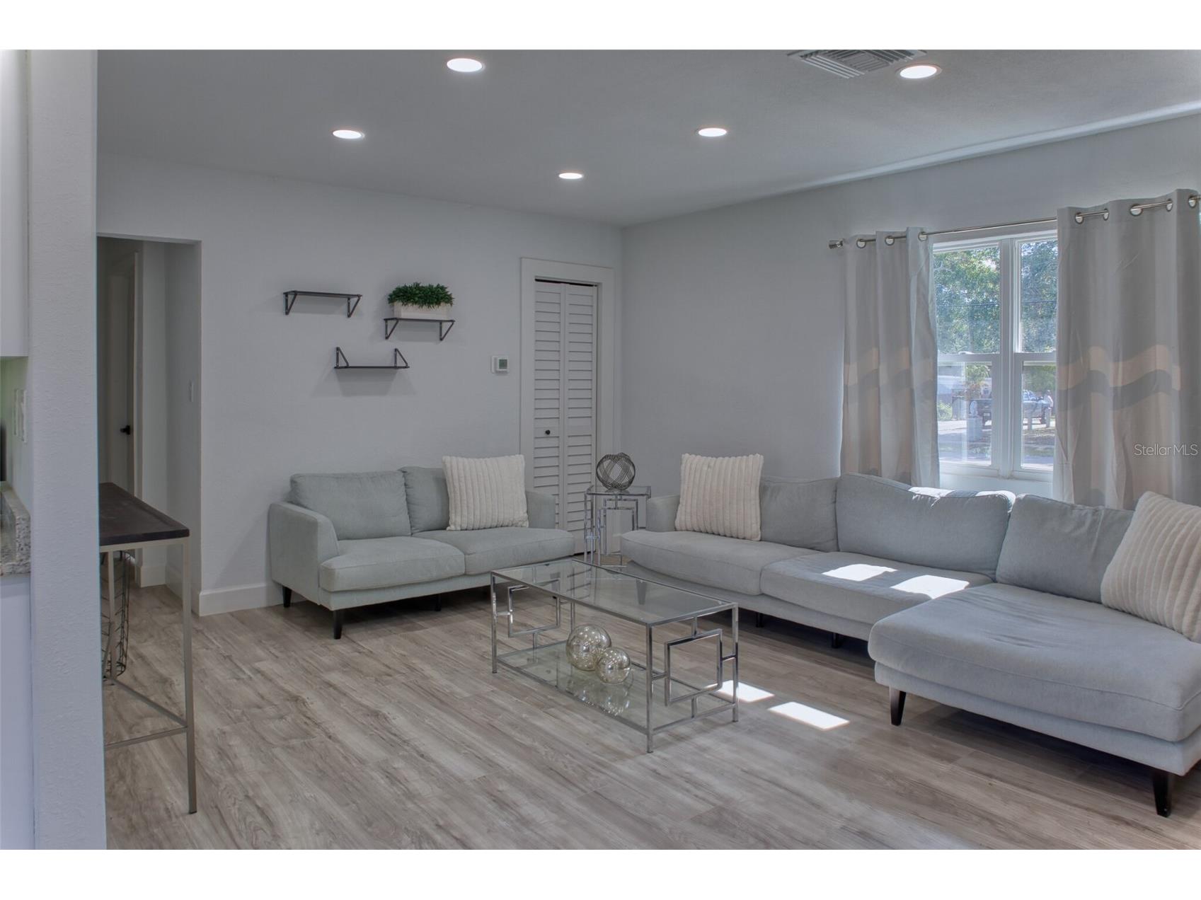 1301 Woodbine Street Clearwater FL 33755 TB8519188 image8