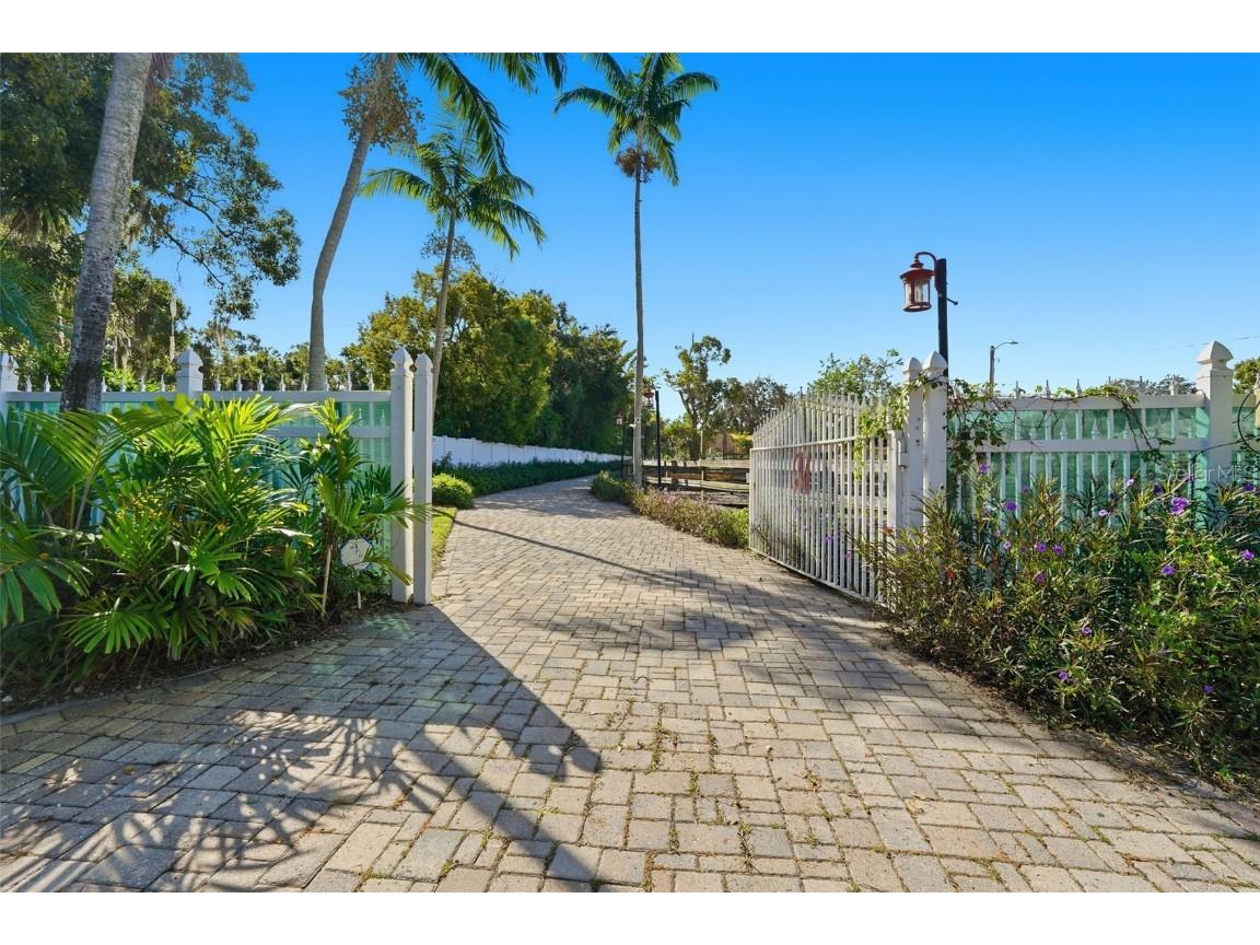 13010 114th Avenue N Largo FL 33774 TB8443998 image2