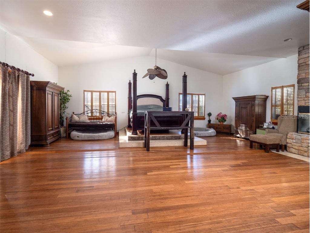 13010 NW 90th Avenue Reddick FL 32686 OM712677 image9