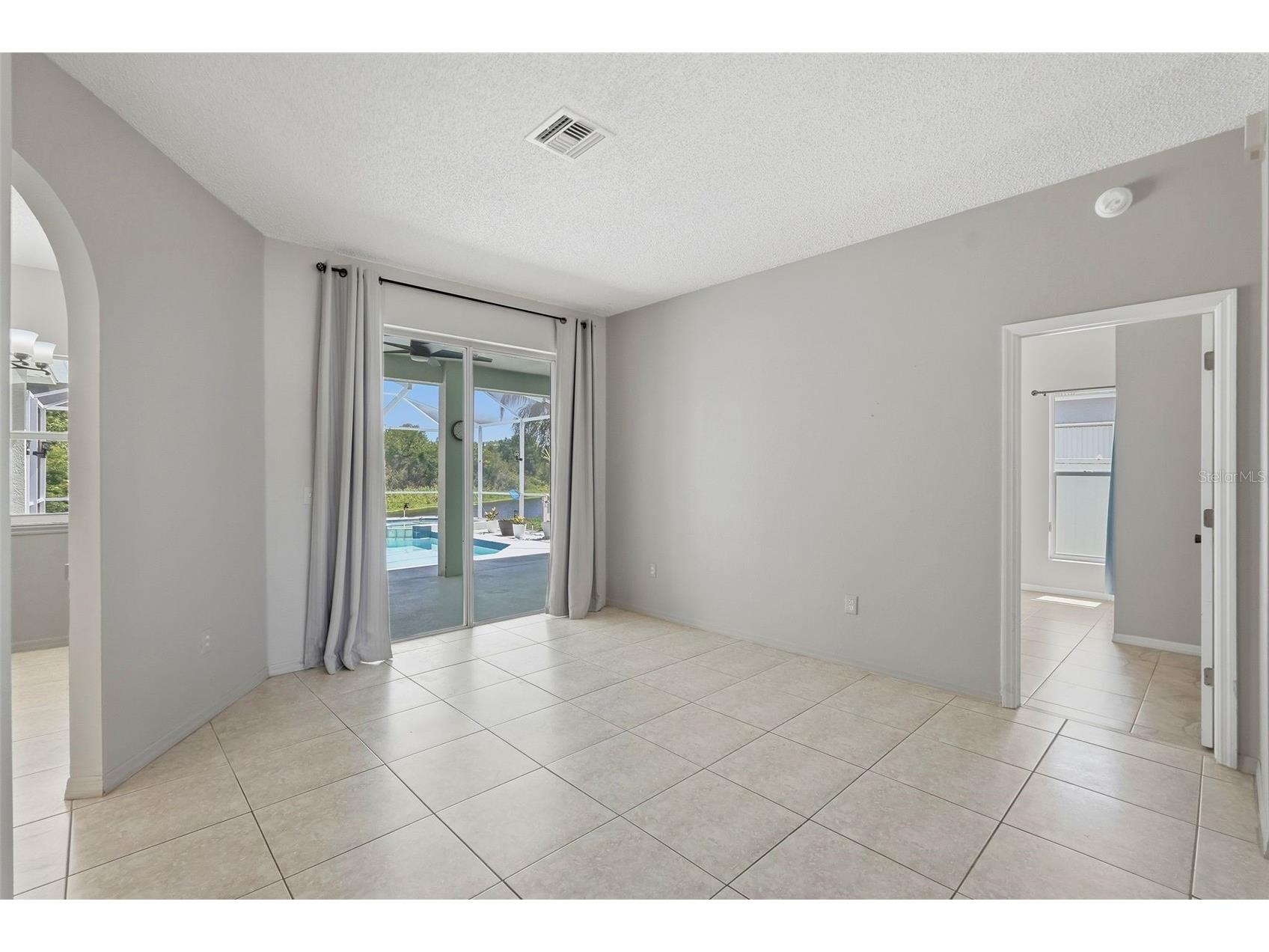13010 Prestwick Drive Riverview FL 33579 A4693675 image8