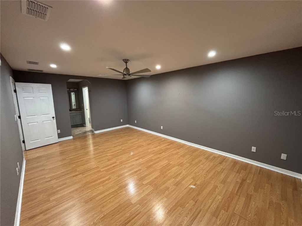 13014 NE 5th Place Silver Springs FL 34488 - LAKE WALDENA OM716023 image7