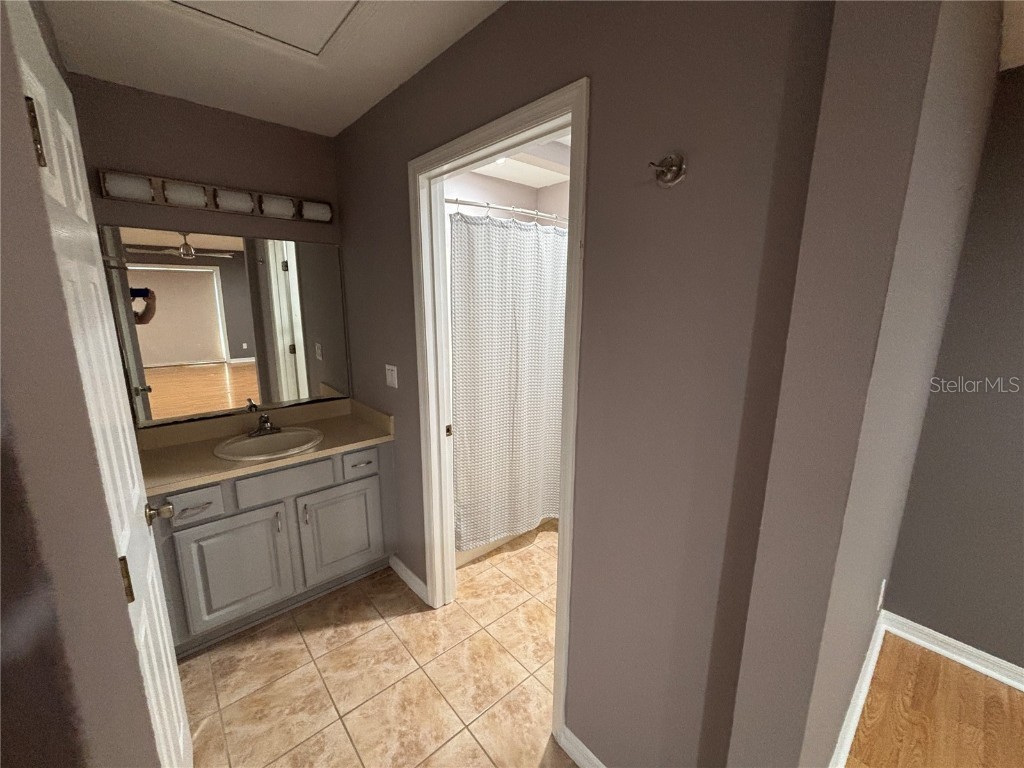 13014 NE 5th Place Silver Springs FL 34488 - LAKE WALDENA OM716023 image8