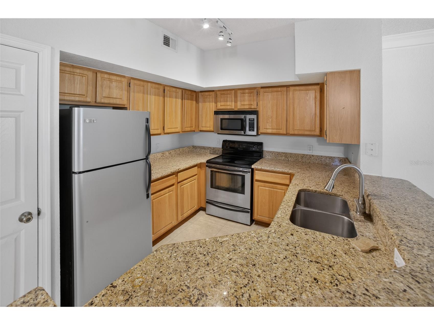 13015 Plantation Park Circle #1024 Orlando FL 32821 O6392534 image8