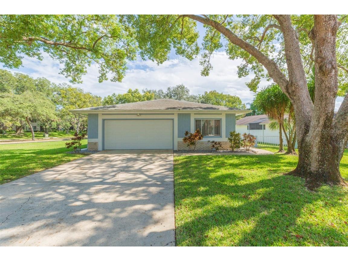 13016 Club Drive Hudson FL 34667 TB8437276 image1