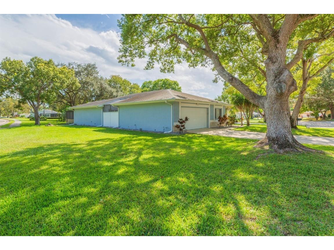 13016 Club Drive Hudson FL 34667 TB8437276 image2