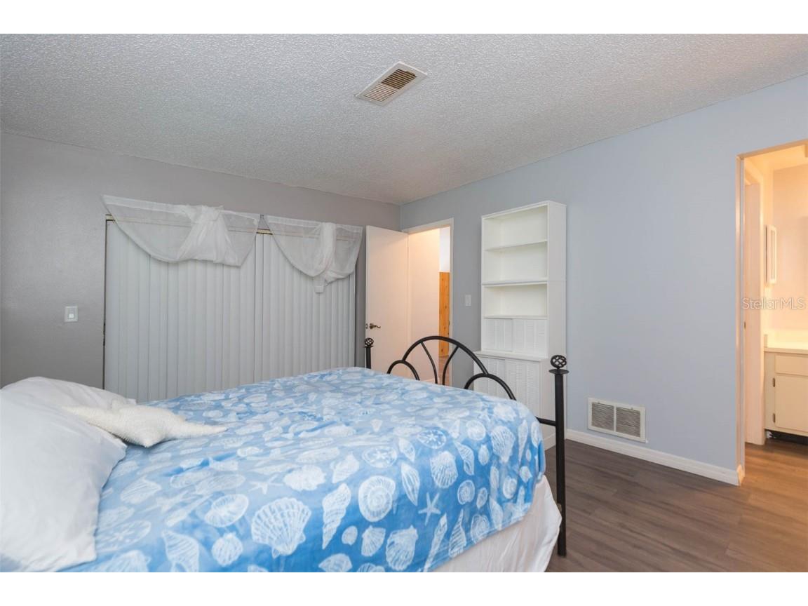 13016 Club Drive Hudson FL 34667 TB8437276 image28