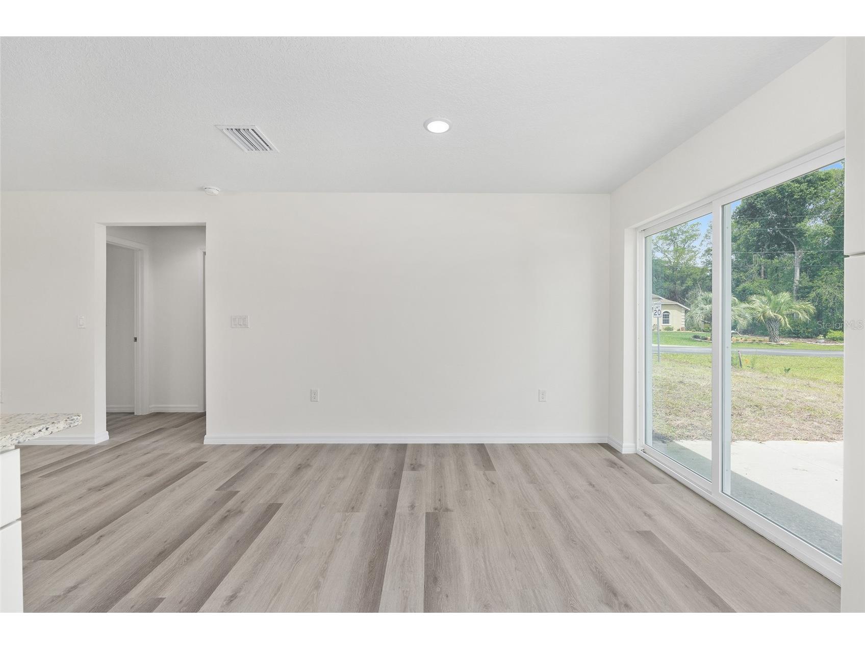 13019 NE 7th Loop Silver Springs FL 34488 OM716288 image14