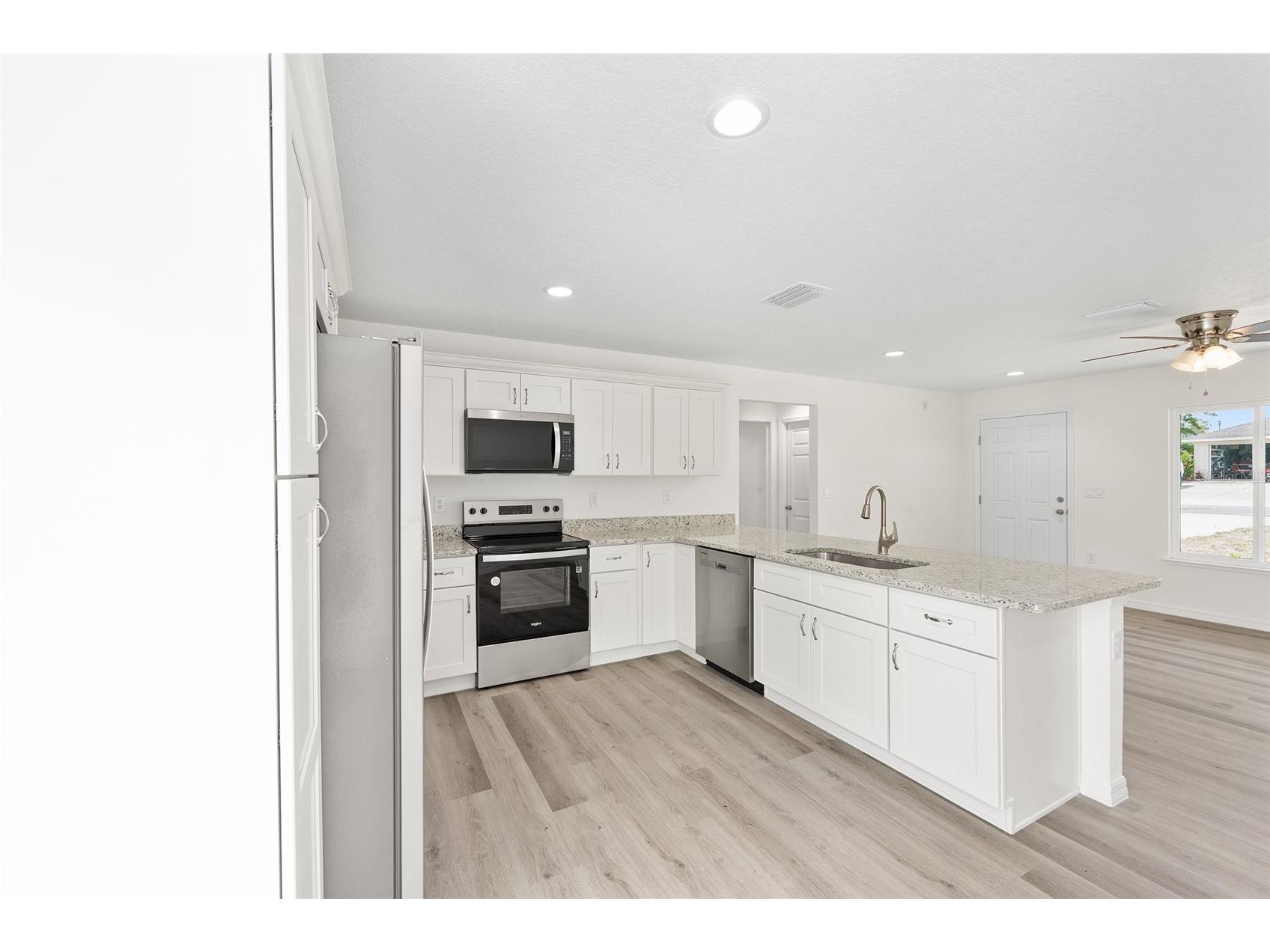 13019 NE 7th Loop Silver Springs FL 34488 OM716288 image16