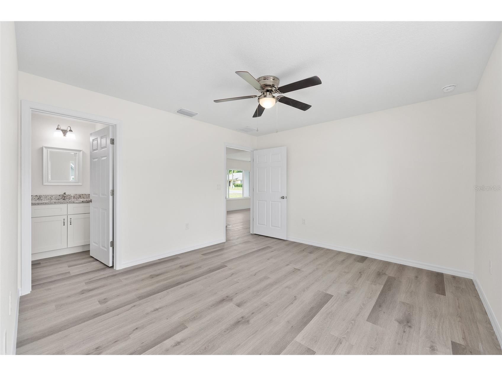 13019 NE 7th Loop Silver Springs FL 34488 OM716288 image23