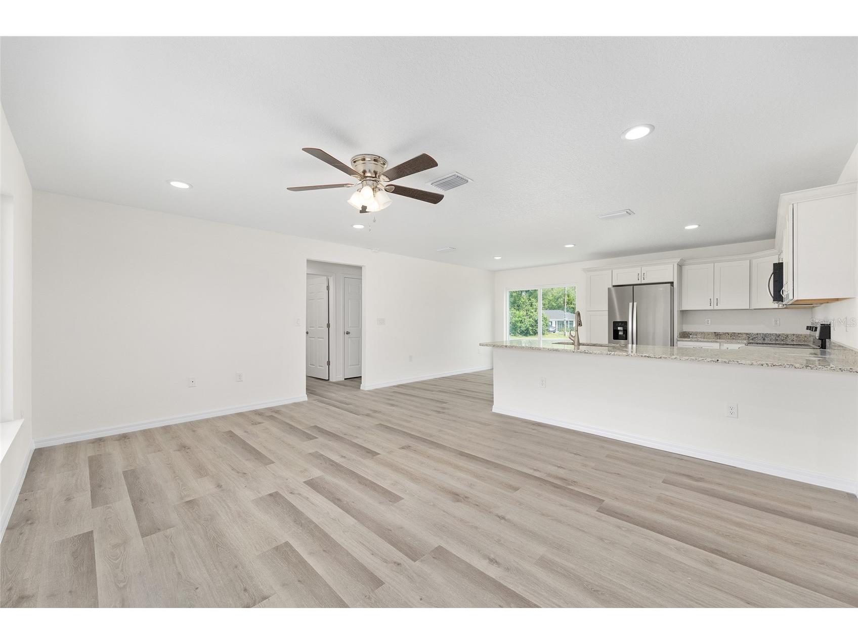 13019 NE 7th Loop Silver Springs FL 34488 OM716288 image9