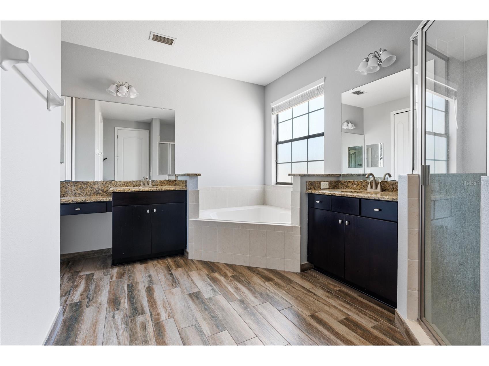 13019 Woodford Street Orlando FL 32832 O6414833 image38